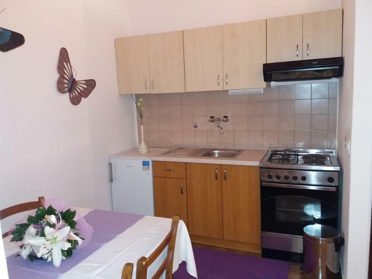 Apartment Hortenzija 바스카보다 외부 사진